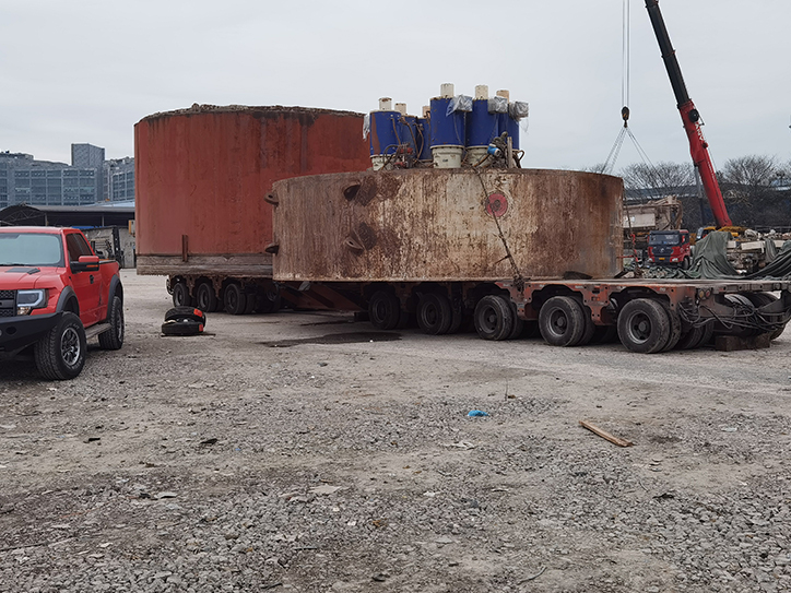 鶴崗超重大件設備運輸公司