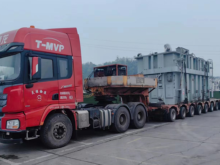 資陽(yáng)整車物流13.75米平板貨車